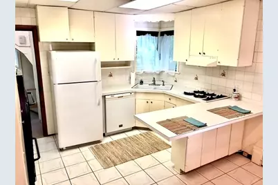 8063 N Elmwood Street, Skokie, IL 60077 - Photo 5