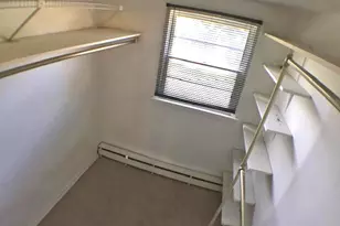 8063 N Elmwood St, Skokie, IL 60077 - Photo 13