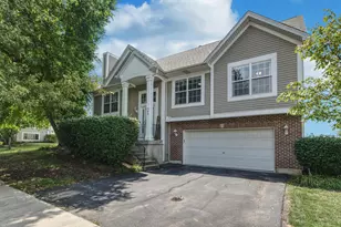 543 Silver Leaf Dr, Joliet, IL 60431 - Photo 1