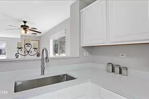 2469 Hillsboro Ln, Montgomery, IL 60538 - Photo 11