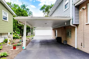 349 Park Dr, Northbrook, IL 60062 - Photo 29