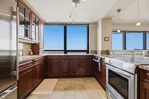 2020 N Lincoln Park W, Chicago, IL 60614 - Photo 11