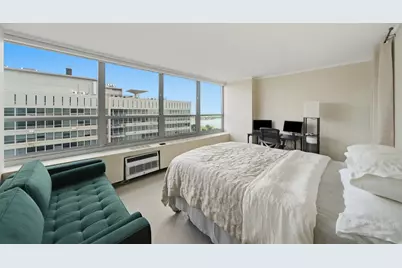 3550 N Lake Shore Drive #2707, Chicago, IL 60657 - Photo 13