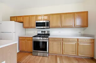 623 Saugatuk Cir, Romeoville, IL 60446 - Photo 9