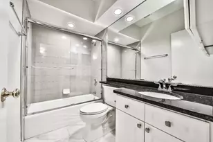 3230 N Seminary Ave, Chicago, IL 60657 - Photo 17
