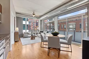 660 W Wayman St, Chicago, IL 60661 - Photo 3