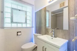 1311 S 56th Ct, Cicero, IL 60804 - Photo 11