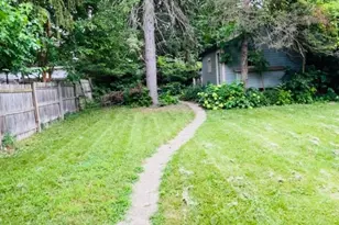 216 S London Ave, Rockford, IL 61104 - Photo 23