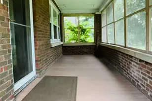 216 S London Ave, Rockford, IL 61104 - Photo 3