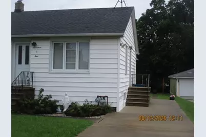 1704 Cora Street, Crest Hill, IL 60403 - Photo 3