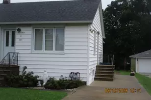 1704 Cora St, Crest Hill, IL 60403 - Photo 3