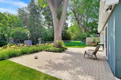 2047 Chestnut Street, Waukegan, IL 60087 - Photo 45