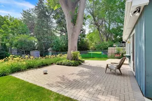 2047 Chestnut St, Waukegan, IL 60087 - Photo 45