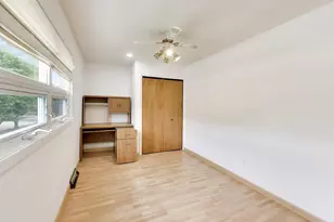 2047 Chestnut St, Waukegan, IL 60087 - Photo 27