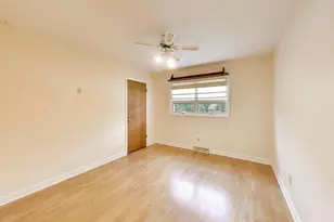 2047 Chestnut St, Waukegan, IL 60087 - Photo 23