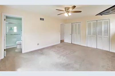 2047 Chestnut Street, Waukegan, IL 60087 - Photo 21