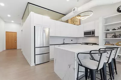 333 W Hubbard Street #1010, Chicago, IL 60654 - Photo 3