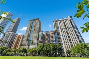 840 N Lake Shore Dr, Chicago, IL 60611 - Photo 3