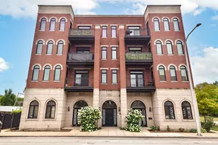 641 E Pershing Ave, Chicago, IL 60653 - Photo 1