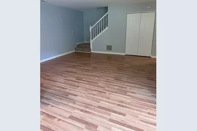 1186 Greenwood Circle, Woodstock, IL 60098 - Photo 5