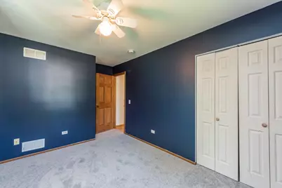38484 N North Shore Avenue, Beach Park, IL 60087 - Photo 17