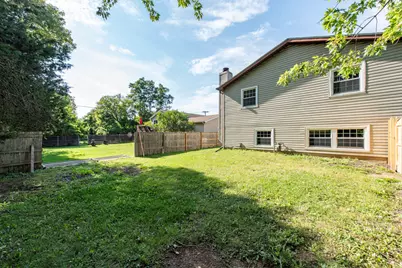 38484 N North Shore Avenue, Beach Park, IL 60087 - Photo 33