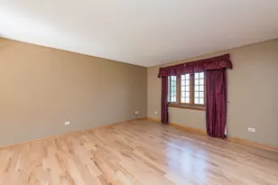 38484 N North Shore Ave, Beach Park, IL 60087 - Photo 7