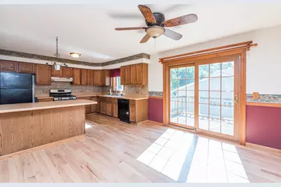 38484 N North Shore Avenue, Beach Park, IL 60087 - Photo 13