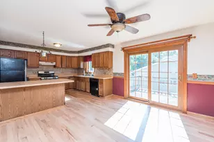 38484 N North Shore Ave, Beach Park, IL 60087 - Photo 13