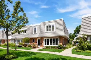 1491 Chantilly Ct, Highland Park, IL 60035 - Photo 1