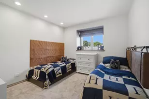 1491 Chantilly Ct, Highland Park, IL 60035 - Photo 23