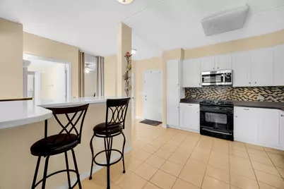 701 W Rand Road #432, Arlington Heights, IL 60004 - Photo 5