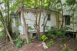 202 S 1st St, Chatsworth, IL 60921 - Photo 11