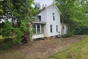 202 S 1st St, Chatsworth, IL 60921 - Photo 3