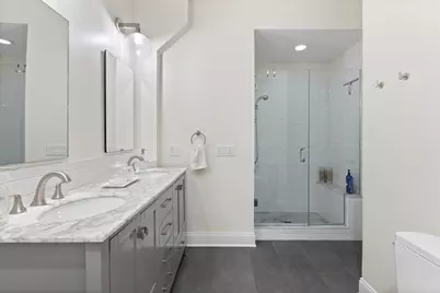 1253 N Bosworth Avenue #1, Chicago, IL 60642 - Photo 15