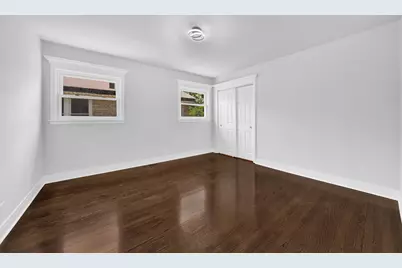 1924 W Marquette Road, Chicago, IL 60636 - Photo 9