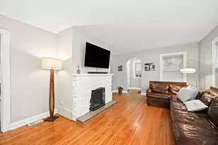 402 Turner Ave, Glen Ellyn, IL 60137 - Photo 3
