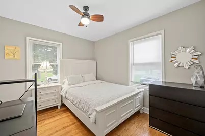 402 Turner Avenue, Glen Ellyn, IL 60137 - Photo 11