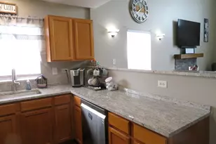 2024 Mountain Rd, Morris, IL 60450 - Photo 5