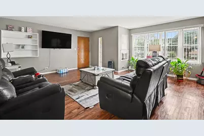 18408 Torrence Avenue, Lansing, IL 60438 - Photo 9