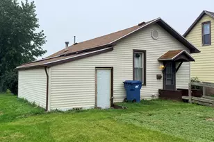 211 N 3rd St, Hoopeston, IL 60942 - Photo 3
