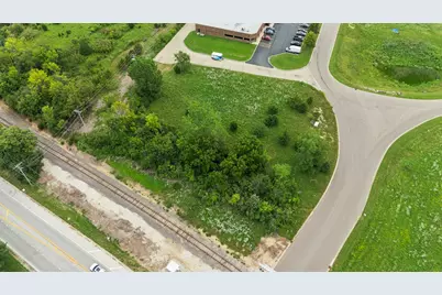 105 Oswald Avenue, Batavia, IL 60510 - Photo 3