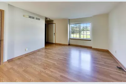 1653 Delaware Court, Geneva, IL 60134 - Photo 3
