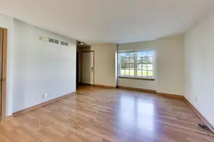 1653 Delaware Ct, Geneva, IL 60134 - Photo 3