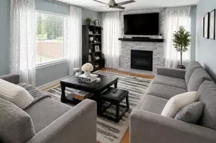 339 Wedgewood Cir, Romeoville, IL 60446 - Photo 3