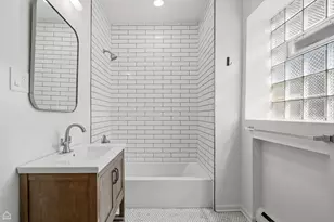 5229 S Greenwood Ave, Chicago, IL 60615 - Photo 13