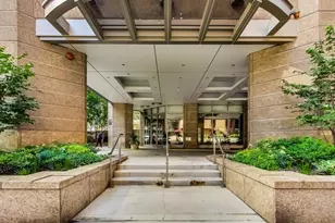 222 N Columbus Dr, Chicago, IL 60601 - Photo 3