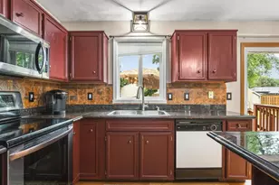 93 N Park Rd, Machesney Park, IL 61115 - Photo 11