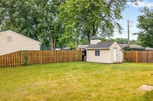 93 N Park Rd, Machesney Park, IL 61115 - Photo 35