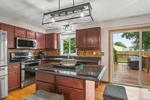 93 N Park Rd, Machesney Park, IL 61115 - Photo 9